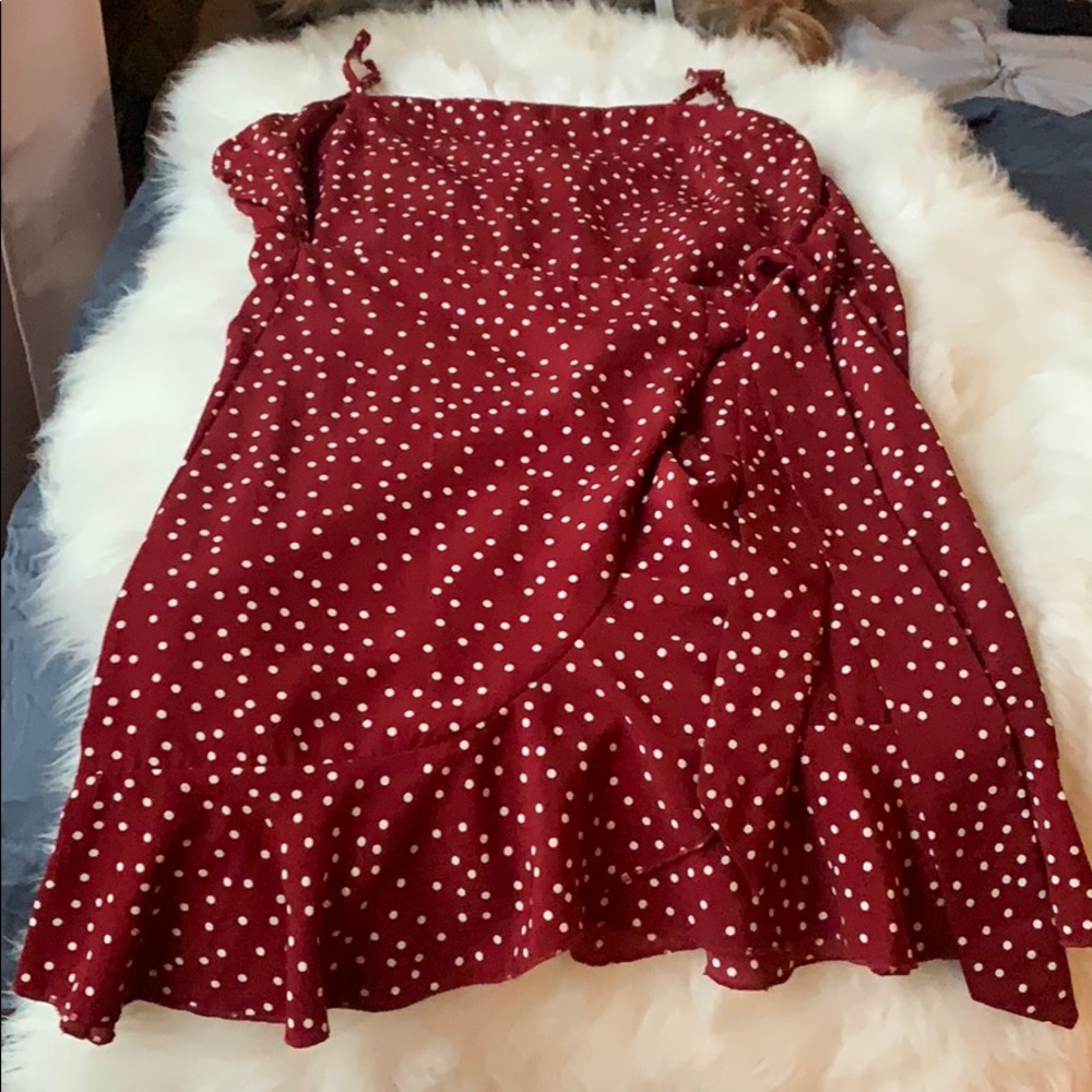 Dress - Picture 2 of 5